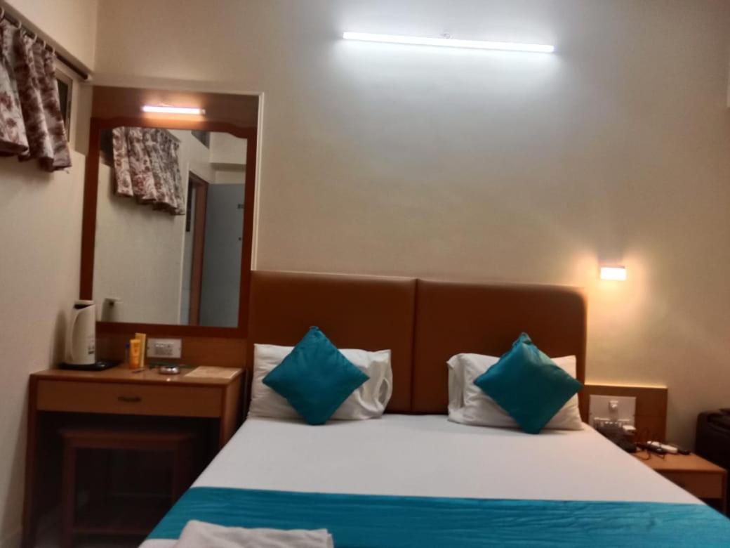 Saigal Guest House Bombay Exterior foto